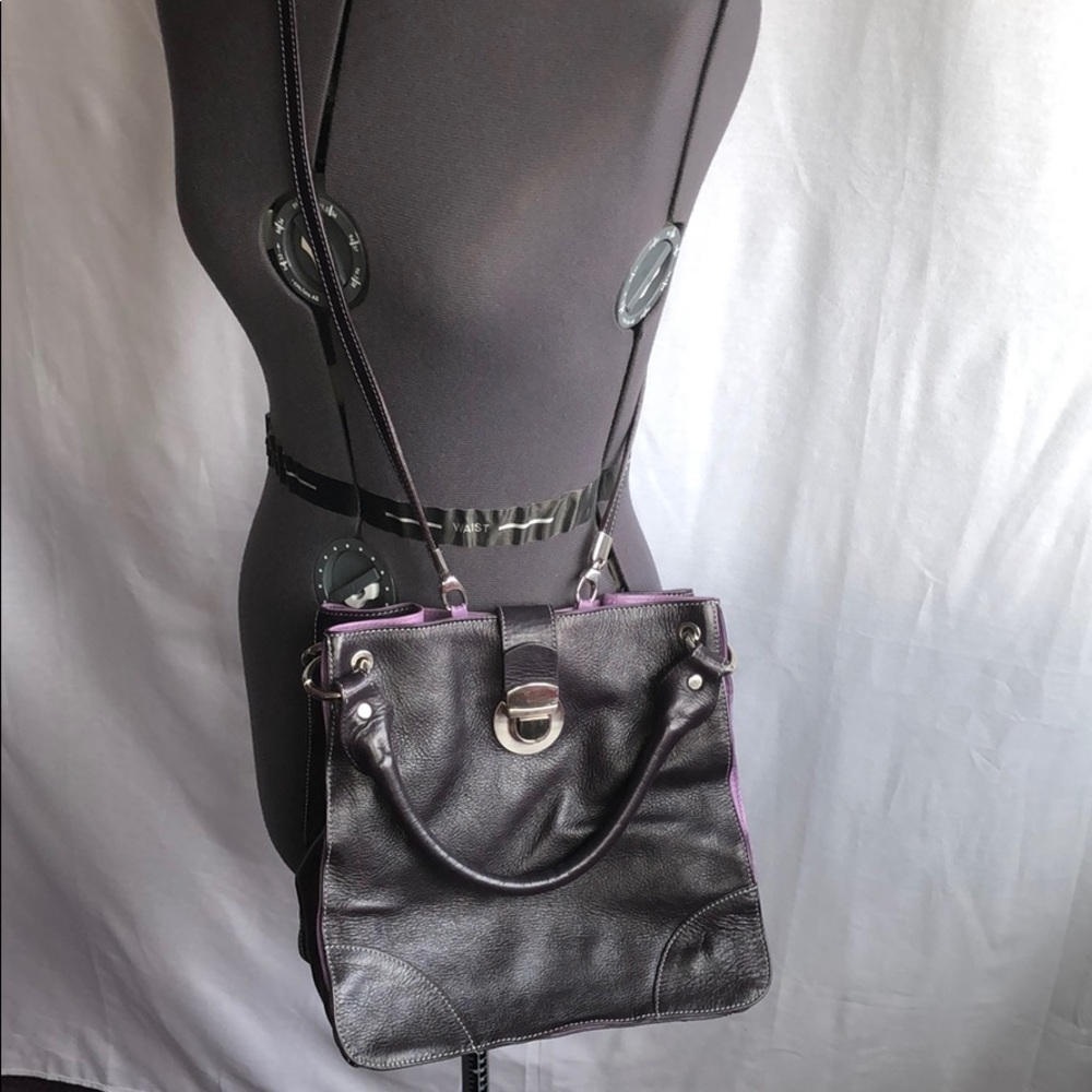 Leather handbag